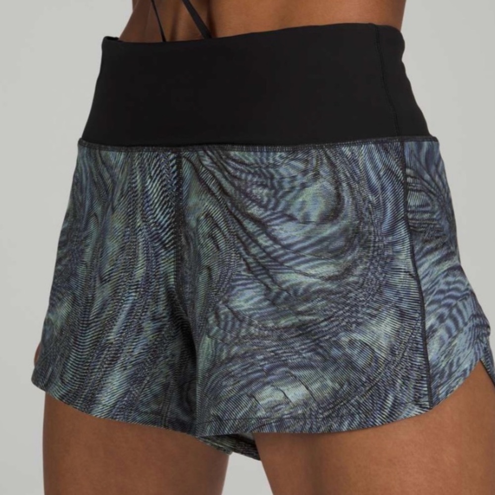 Lululemon Speed Up Highrise Shorts 4in